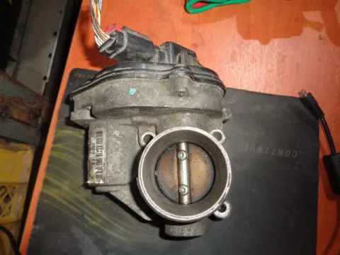 Σώμα Πεταλούδας VP2S6U-9E927-F για TOYOTA YARIS (2003 - 2005) (XP10) Σώμα Πεταλούδας VP2S6U-9E927-F για TOYOTA YARIS (2003 - 2005) (XP10)