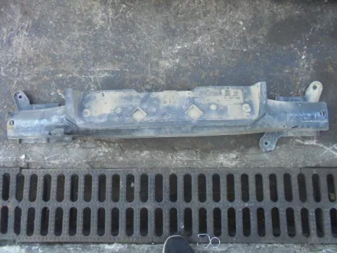 Τραβέρσα Προφυλακτήρα Πίσω για SEAT CORDOBA (1995 - 1997) (6K) Τραβέρσα Προφυλακτήρα Πίσω για SEAT CORDOBA (1995 - 1997) (6K)