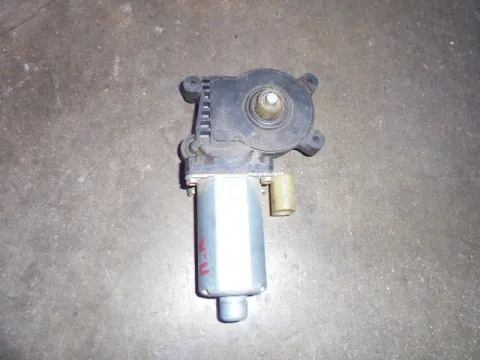 Γρύλος Παραθύρου Μοτερ Πίσω Δεξί 2pin για BMW 3 Series (1999 - 2003) (E46) Γρύλος Παραθύρου Μοτερ Πίσω Δεξί 2pin για BMW 3 Series (1999 - 2003) (E46)