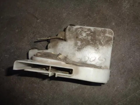 Κλειδαριά μηχανική Πίσω Αριστερή για VW GOLF (1992 - 1998) Mk3 (1H1) Ηatchback - 5dr , POLO (1994 - 1999) (6N1) Κλειδαριά μηχανική Πίσω Αριστερή για VW GOLF (1992 - 1998) Mk3 (1H1) Ηatchback - 5dr , POLO (1994 - 1999) (6N1)