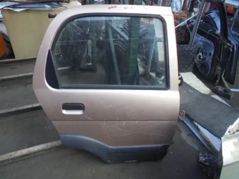 Πόρτα Πίσω Δεξιά για DAIHATSU TERIOS (2000 - 2005) (J102) *Ε* Πόρτα Πίσω Δεξιά για DAIHATSU TERIOS (2000 - 2005) (J102) *Ε*