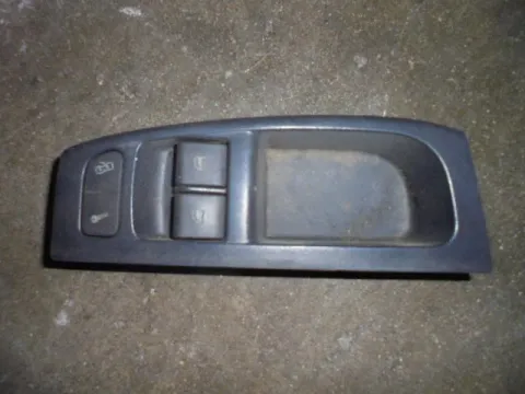 Διακόπτης Παραθύρων Κεντρικός Αριστερής 4+4Pin 5Z0867171 για VW FOX (2005 - ) (5Z1) Διακόπτης Παραθύρων Κεντρικός Αριστερής 4+4Pin 5Z0867171 για VW FOX (2005 - ) (5Z1)