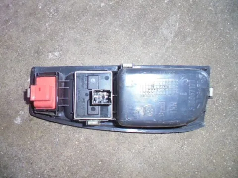 Διακόπτης Παραθύρων Κεντρικός Αριστερής 4+4Pin 5Z0867171 για VW FOX (2005 - ) (5Z1) - 