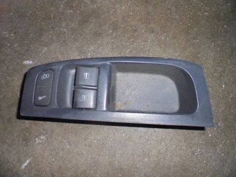 Διακόπτης Παραθύρων Κεντρικός Αριστερής 4+4Pin 5Z0867171 για VW FOX (2005 - ) (5Z1) Διακόπτης Παραθύρων Κεντρικός Αριστερής 4+4Pin 5Z0867171 για VW FOX (2005 - ) (5Z1)