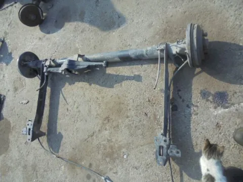 Πίσω Άξονας Ταμπούρα για NISSAN ALMERA (2002 - 2006) (N16) *ΔΒ* Πίσω Άξονας Ταμπούρα για NISSAN ALMERA (2002 - 2006) (N16) *ΔΒ*