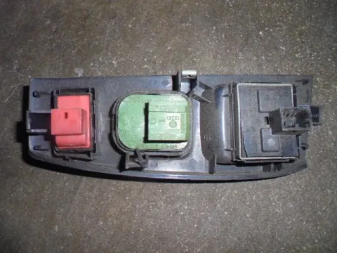 Διακόπτης Παραθύρων Κεντρικός Αριστερής 4+10+4Pin 5Z0867171A για VW FOX (2005 - ) (5Z1) - 