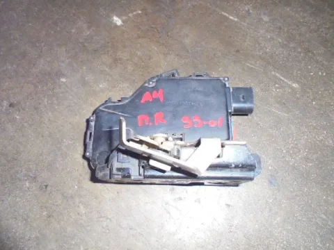 Ηλεκτρομαγνητική Κλειδαριά Πίσω Δεξιά 7pin (Κωδικός: 4B0 839 016 D) για AUDI A4 (1999 - 2001) (8D) Ηλεκτρομαγνητική Κλειδαριά Πίσω Δεξιά 7pin (Κωδικός: 4B0 839 016 D) για AUDI A4 (1999 - 2001) (8D)