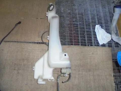 Δοχείο Υαλοκαθαριστήρων Με Μοτέρ για HONDA HRV (1999 - 2001) (GH) , (2001 - 2005) (GH) Δοχείο Υαλοκαθαριστήρων Με Μοτέρ για HONDA HRV (1999 - 2001) (GH) , (2001 - 2005) (GH)