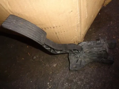 Πετάλ Γκαζιού A4543000304 για SMART FORFOUR (2004 - 2006) (454) , MITSUBISHI COLT (2005 - 2008 ) (CZ) Πετάλ Γκαζιού A4543000304 για SMART FORFOUR (2004 - 2006) (454) , MITSUBISHI COLT (2005 - 2008 ) (CZ)