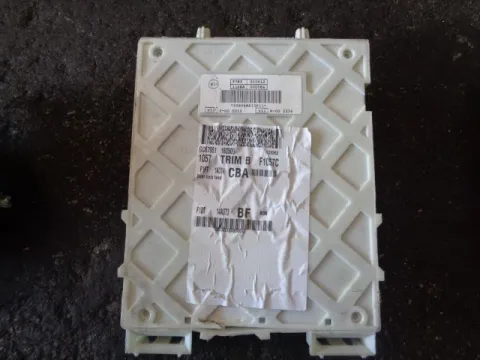 Ασφαλειοθήκη 116RA000084 για FORD FIESTA (2008 - 2012) Mk6 (JA8) 1600 Diesel 95 TDCi Ασφαλειοθήκη 116RA000084 για FORD FIESTA (2008 - 2012) Mk6 (JA8) 1600 Diesel 95 TDCi