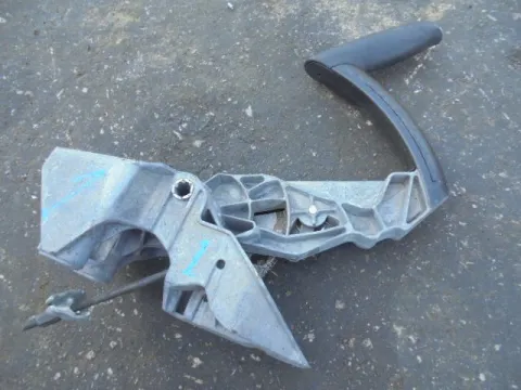 Καστάνια Χειροφρένου για AUDI A3 (2005 - 2008) (8P) *Δ* Καστάνια Χειροφρένου για AUDI A3 (2005 - 2008) (8P) *Δ*
