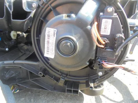 Ψύκτης (Εβαπορέτα) με Μοτέρ Καλοριφέρ για VW T-ROC (2017 -) *Δ* -  Ψύκτης (Εβαπορέτα) με Μοτέρ Καλοριφέρ για VW T-ROC (2017 -) *Δ* -
