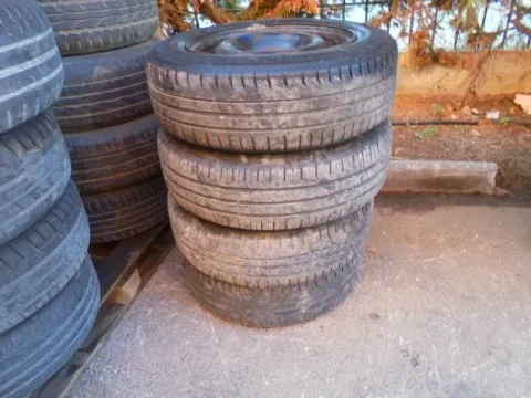 Ζαντολάστιχο 4ΑΔΑ MICHELIN 185/65/R15 (0216) * για PEUGEOT 301 (2013 - ) *Δ* - 