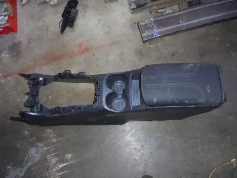Υποβραχιόνιο(Τεμπέλης) για NISSAN QASHQAI (2018 -) *Γ* Υποβραχιόνιο(Τεμπέλης) για NISSAN QASHQAI (2018 -) *Γ*
