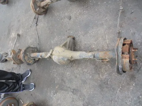 Πίσω Άξονας Ταμπούρα Με Διαφορικό για MITSUBISHI L300 (1987 -) (P) *ΔΒ* Πίσω Άξονας Ταμπούρα Με Διαφορικό για MITSUBISHI L300 (1987 -) (P) *ΔΒ*