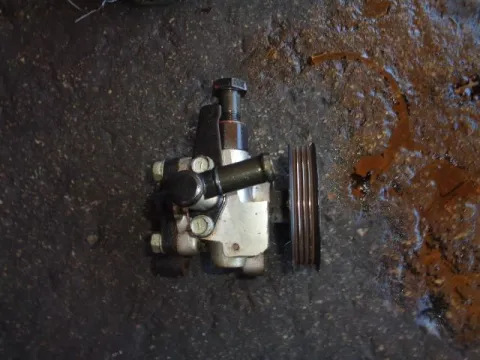 Αντλία Υδραυλικού Τιμονιού για HYUNDAI ACCENT (2003 - 2005) (CG) (LC2) Αντλία Υδραυλικού Τιμονιού για HYUNDAI ACCENT (2003 - 2005) (CG) (LC2)