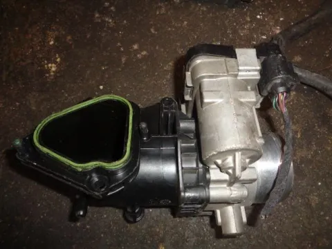 Σώμα Πεταλούδας για SKODA OCTAVIA (2004 - 2008) 5 (1Z3-5) , (2008 - 2013) 5 (1Z3-5) (17) Σώμα Πεταλούδας για SKODA OCTAVIA (2004 - 2008) 5 (1Z3-5) , (2008 - 2013) 5 (1Z3-5) (17)