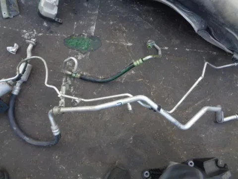 Σωλήνας A-C για NISSAN QASHQAI (2007 - 2010) (J10) (JJ10) 1600 (HR16DE) petrol 114 2WD *Δ* Σωλήνας A-C για NISSAN QASHQAI (2007 - 2010) (J10) (JJ10) 1600 (HR16DE) petrol 114 2WD *Δ*