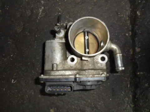 Σώμα Πεταλούδας 79J0 για SUZUKI SX4 (2007 - 2009) (RW)  (48) Σώμα Πεταλούδας 79J0 για SUZUKI SX4 (2007 - 2009) (RW)  (48)