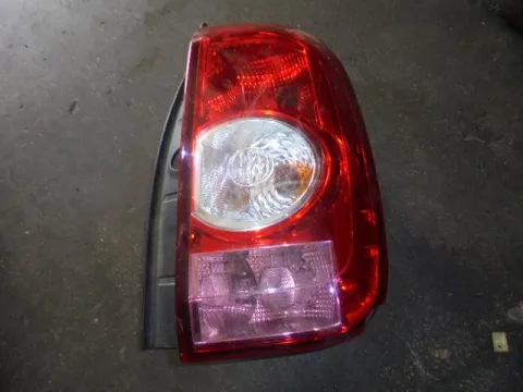 Φανάρι Πίσω Δεξί Ελαττωματικό για DACIA DUSTER (2010 - ) Φανάρι Πίσω Δεξί Ελαττωματικό για DACIA DUSTER (2010 - )