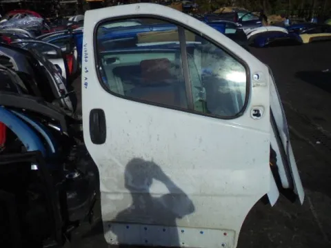 Πόρτα Εμπρός Δεξιά για OPEL VIVARO (2006 - 2009) *Γ* Πόρτα Εμπρός Δεξιά για OPEL VIVARO (2006 - 2009) *Γ*