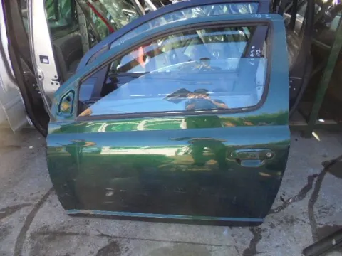 Πόρτα Αριστερή Δίπορτη για TOYOTA YARIS (2003 - 2005) (XP10) Hatchback - 3dr *Ε* Πόρτα Αριστερή Δίπορτη για TOYOTA YARIS (2003 - 2005) (XP10) Hatchback - 3dr *Ε*