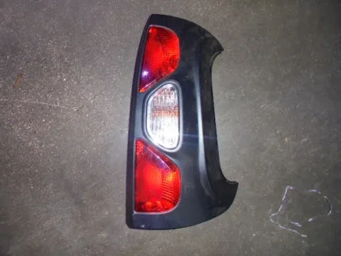 Φανάρι Πίσω Δεξί CROSS για FIAT PANDA (2012 - ) ( ) Φανάρι Πίσω Δεξί CROSS για FIAT PANDA (2012 - ) ( )