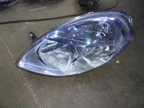 Φανάρι Εμπρός Αριστερό για LANCIA YPSILON (2003 - 2006) (843) ΙΜΙΤΑΣΙΟΝ Φανάρι Εμπρός Αριστερό για LANCIA YPSILON (2003 - 2006) (843) ΙΜΙΤΑΣΙΟΝ