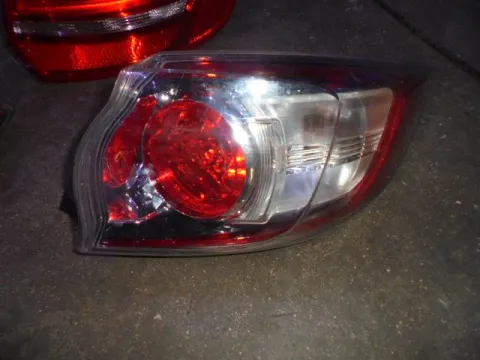 Φανάρι Πίσω Δεξί για MAZDA 3 (2009 - 2014) (BL) Hatchback - 5dr Φανάρι Πίσω Δεξί για MAZDA 3 (2009 - 2014) (BL) Hatchback - 5dr