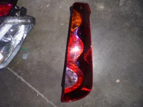 Φανάρι Πίσω Δεξί για NISSAN NOTE (2009 - 2013) (E11) Φανάρι Πίσω Δεξί για NISSAN NOTE (2009 - 2013) (E11)