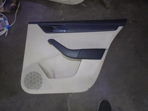 Επένδυση Πόρτας (Ταπετσαρία) Πίσω Δεξιά για SEAT TOLEDO (2013 - 2018) (eBay) Επένδυση Πόρτας (Ταπετσαρία) Πίσω Δεξιά για SEAT TOLEDO (2013 - 2018) (eBay)
