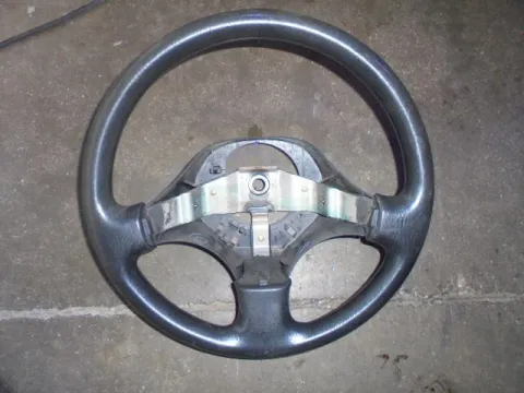 Τιμόνι (Βολάν) για DAIHATSU TERIOS (2000 - 2005) (J102) *Γ* Τιμόνι (Βολάν) για DAIHATSU TERIOS (2000 - 2005) (J102) *Γ*