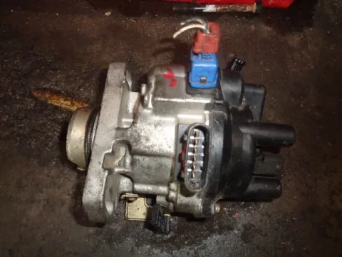 Ντιστριμπιτέρ Με Μία Φίσα 6Pin για MITSUBISHI COLT (1992 - 1995) (CA) Ντιστριμπιτέρ Με Μία Φίσα 6Pin για MITSUBISHI COLT (1992 - 1995) (CA)