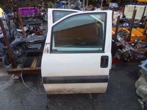 Πόρτα Εμπρός Αριστερή για FIAT SCUDO (1995 - 2003) (220P) *Γ* Πόρτα Εμπρός Αριστερή για FIAT SCUDO (1995 - 2003) (220P) *Γ*