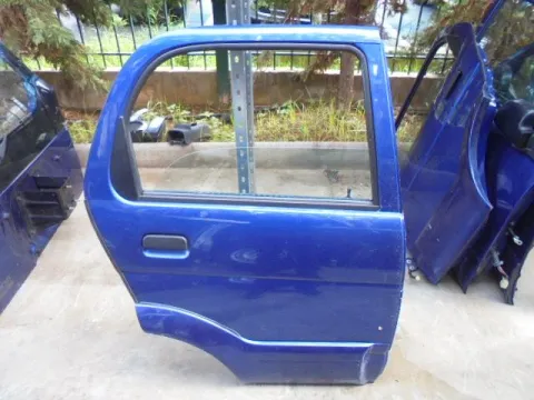 Πόρτα Πίσω Δεξιά για DAIHATSU TERIOS (2000 - 2005) (J102) *Ε* Πόρτα Πίσω Δεξιά για DAIHATSU TERIOS (2000 - 2005) (J102) *Ε*