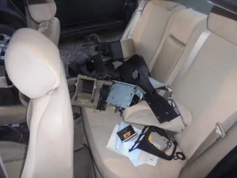 Τροπέτο Αμάξι κομπλέ Με Πίσω Άξονα Δισκόπλακες και Με Ζαντολάστιχα για FORD MONDEO (2003 - 2007) Mk3b (B4Y) Sedan - 4dr  2000 (AODA) (AODB) Petrol 145 *ΔΒ* - 