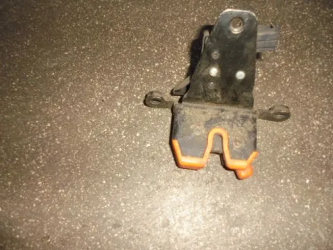 Κλειδαριά Καπού Πίσω - Μπαγκάζ 3Pin για SKODA OCTAVIA (1997 - 2000) 4 (1U2-5) , (2000 - 2008) 4 (1U2-5) Κλειδαριά Καπού Πίσω - Μπαγκάζ 3Pin για SKODA OCTAVIA (1997 - 2000) 4 (1U2-5) , (2000 - 2008) 4 (1U2-5)