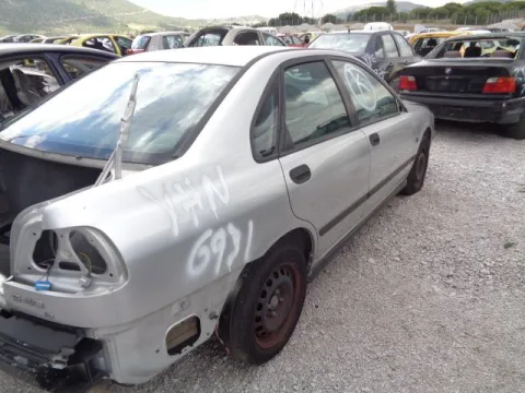 Τροπέτο Αμάξι κομπλέ Με Χαλασμενη Μηχανή και με Σασμάν για VOLVO S40 (2000 - 2003) (VS) Sedan - 4dr 1600 (B4164 S2) Petrol 109 *ΔΒ* -  Τροπέτο Αμάξι κομπλέ Με Χαλασμενη Μηχανή και με Σασμάν για VOLVO S40 (2000 - 2003) (VS) Sedan - 4dr 1600 (B4164 S2) Petrol 109 *ΔΒ* -