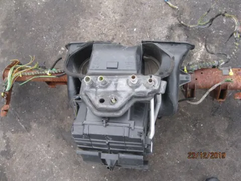 Ψύκτης (Εβαπορέτα) ( 2S6H-18N276A ) για FORD FIESTA (2008 - 2012) Mk6 (JA8) *Δ* Ψύκτης (Εβαπορέτα) ( 2S6H-18N276A ) για FORD FIESTA (2008 - 2012) Mk6 (JA8) *Δ*