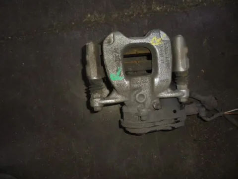 Δαγκάνα Πίσω Δεξιά 42122800 για FIAT 500 (2015 - ) (X) Δαγκάνα Πίσω Δεξιά 42122800 για FIAT 500 (2015 - ) (X)