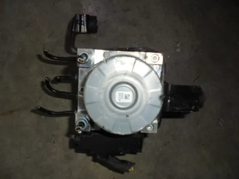 Μονάδα ABS 10091708553 για BMW 1 Series (2015 - ) Hatchback - 5dr (F21-20) 1500 Diesel 114hp 116d B37D15A Turbo Μονάδα ABS 10091708553 για BMW 1 Series (2015 - ) Hatchback - 5dr (F21-20) 1500 Diesel 114hp 116d B37D15A Turbo