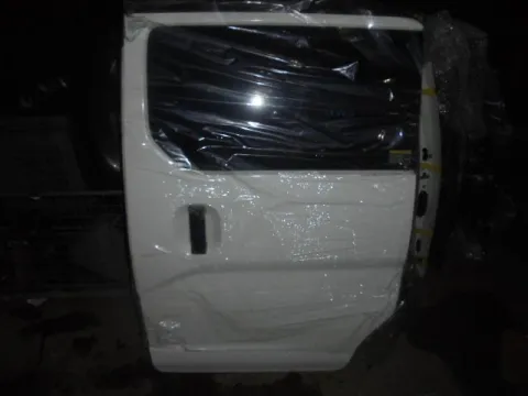 Πόρτα Αριστερή Συρόμενη Με Τζάμι για NISSAN NV200-EVALIA (2010 - ) Πόρτα Αριστερή Συρόμενη Με Τζάμι για NISSAN NV200-EVALIA (2010 - )