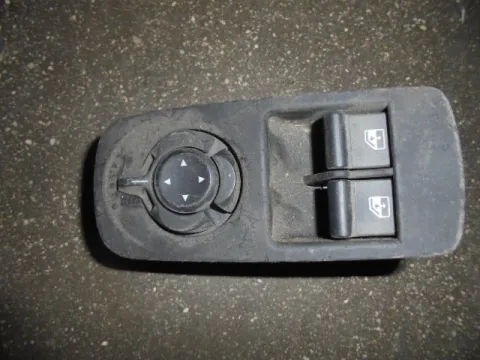 Διακόπτης Παραθύρων Κεντρικός Αριστερής 18Pin για ALFA ROMEO MITO (2008 - 2011) Διακόπτης Παραθύρων Κεντρικός Αριστερής 18Pin για ALFA ROMEO MITO (2008 - 2011)