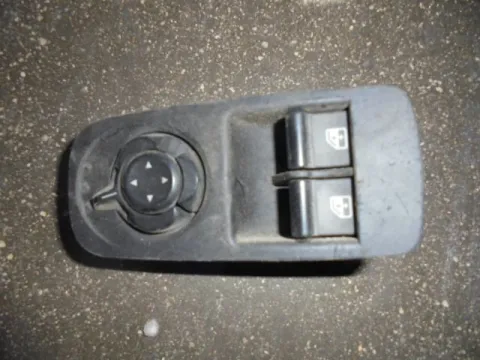 Διακόπτης Παραθύρων Κεντρικός Αριστερής 18Pin για ALFA ROMEO MITO (2008 - 2011) Διακόπτης Παραθύρων Κεντρικός Αριστερής 18Pin για ALFA ROMEO MITO (2008 - 2011)