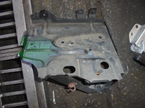 Βάση Μπαταρίας για PEUGEOT 107 (2006 - 2009)  *Δ* Βάση Μπαταρίας για PEUGEOT 107 (2006 - 2009)  *Δ*