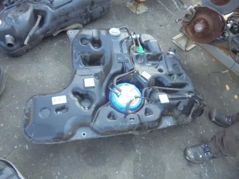 Δεξαμενή Καυσίμου (Ρεζερβουάρ) για TOYOTA AURIS (2007 - 2009) E150 1600 1ZR-FE petrol 124 ZRE151 *Δ* Δεξαμενή Καυσίμου (Ρεζερβουάρ) για TOYOTA AURIS (2007 - 2009) E150 1600 1ZR-FE petrol 124 ZRE151 *Δ*