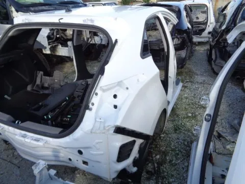 Τροπέτο Πίσω Με Άξονα με Δισκόφρενα ABS για HYUNDAI i30 (2012 - 2015) ( ) Hatchback - 5dr *Δ* -  Τροπέτο Πίσω Με Άξονα με Δισκόφρενα ABS για HYUNDAI i30 (2012 - 2015) ( ) Hatchback - 5dr *Δ* -