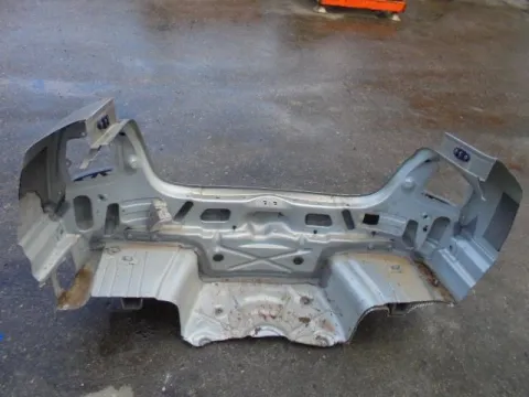 Ποδιά Εξωτερική Πίσω (Τροπέτο) για SKODA OCTAVIA (2004 - 2008) 5 (1Z3-5) , (2008 - 2013) 5 (1Z3-5) *ΔΒ* -  Ποδιά Εξωτερική Πίσω (Τροπέτο) για SKODA OCTAVIA (2004 - 2008) 5 (1Z3-5) , (2008 - 2013) 5 (1Z3-5) *ΔΒ* -