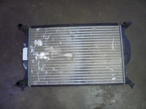 Ψυγείο Κινητήρα (Νερού) 63x40 για VW GOLF (2004 - 2008) Mk5 (1K1) *Γ* -  Ψυγείο Κινητήρα (Νερού) 63x40 για VW GOLF (2004 - 2008) Mk5 (1K1) *Γ* -