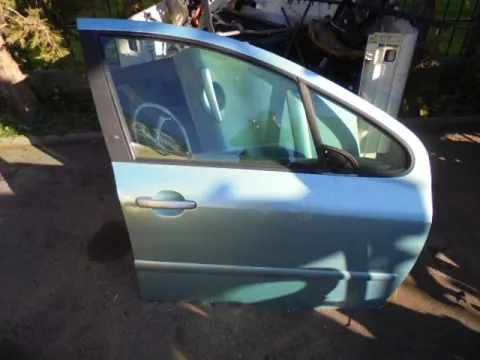 Πόρτα Εμπρός Δεξιά (Λίγο Χτυπημένη) για PEUGEOT 307 (2001 - 2005) (3A) (3C) , (2005 - 2008) *Γ* Πόρτα Εμπρός Δεξιά (Λίγο Χτυπημένη) για PEUGEOT 307 (2001 - 2005) (3A) (3C) , (2005 - 2008) *Γ*